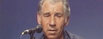 [ID: qm4nWro5tWc] Youtube Automatic